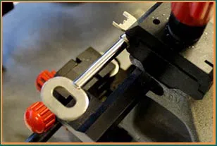 Nashville Lock Master Nashville, TN 615-486-3131 - 4-key-cutting